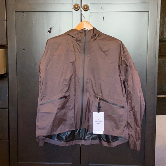 lululemon drizzle down jacket